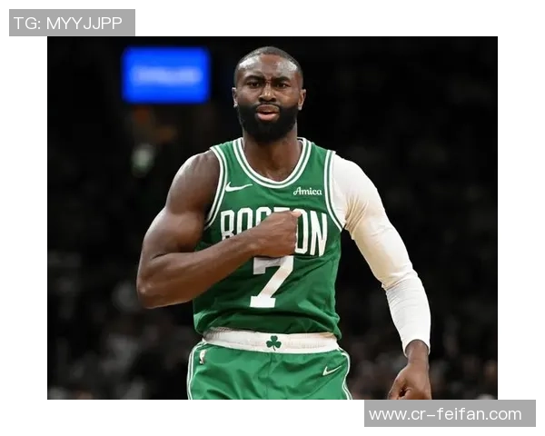 杰伦布朗赞沃尔什日益成长期待他在赛场上的精彩表现