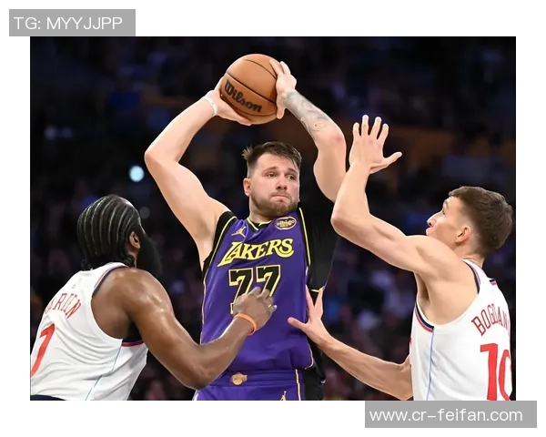 湖人新赛季四场比赛均有球员得分40东契奇和里夫斯表现惊艳